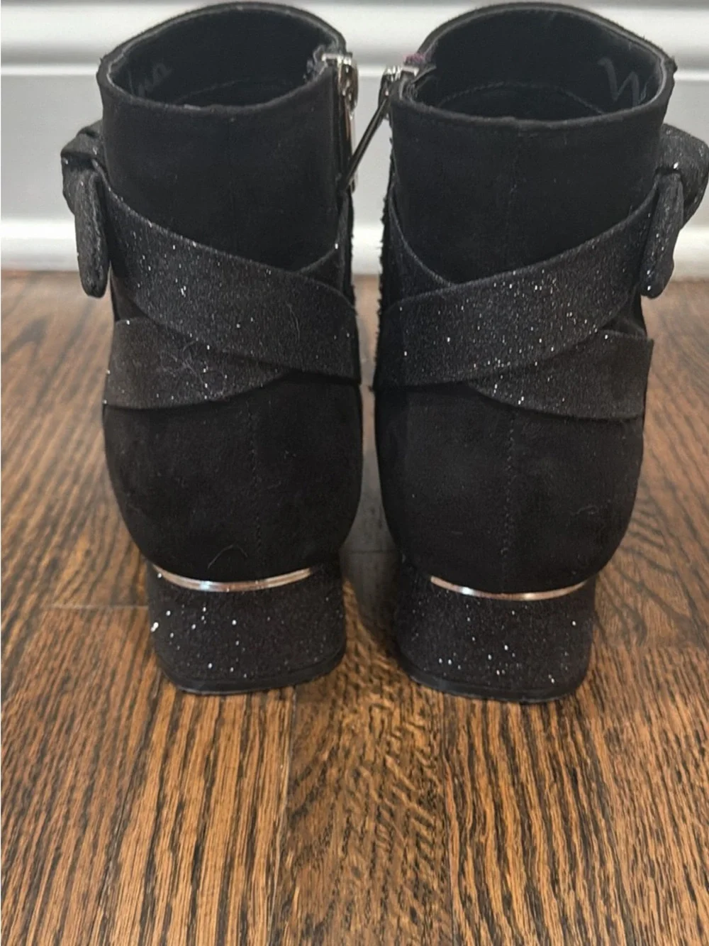 Nina worn twice